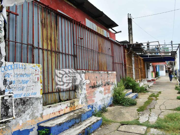 Crisis no perdona a locales de antojitos y comedores en Coatzacoalcos