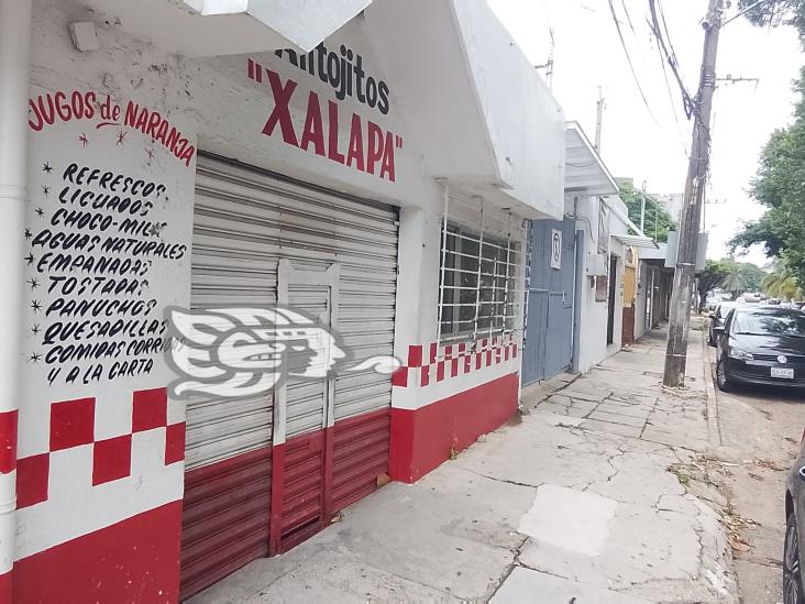 (+Video) Crisis no perdona a locales de antojitos y comedores en Coatzacoalcos