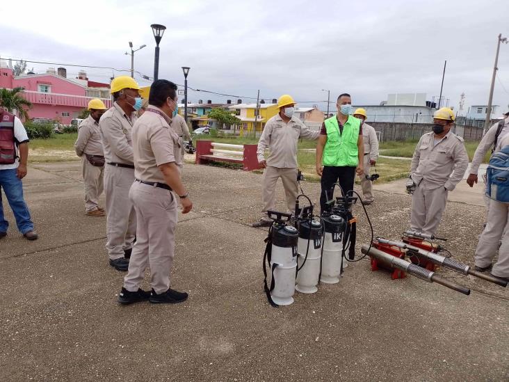 Ayuntamiento apoyará con combustible a Vectores