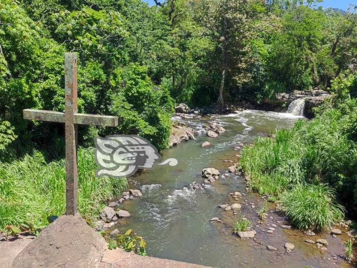 ‘Puente del Diablo’ aterra a coatepecanos; temen desgracia por falta de atención