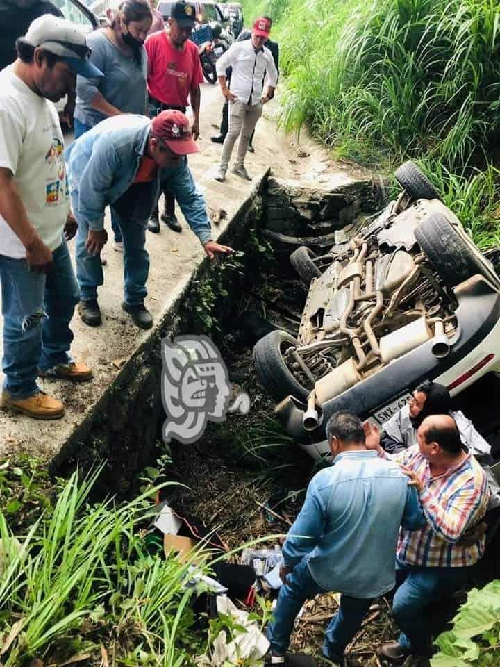 ‘Puente del Diablo’ aterra a coatepecanos; temen desgracia por falta de atención