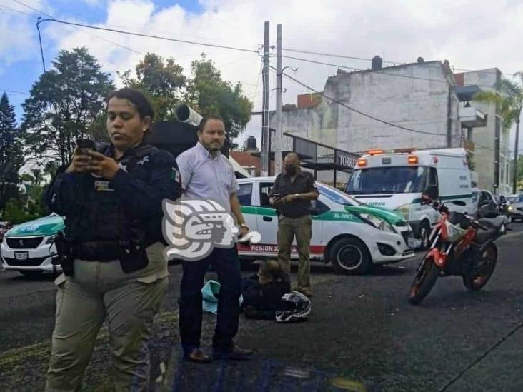 Se accidenta conocido reportero en avenida Manuel Ávila Camacho de Xalapa