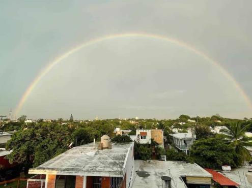 Espectacular arcoíris sorprende a Veracruz este jueves