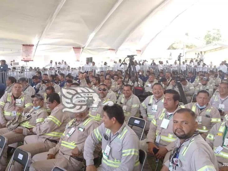 (+Video) Electricistas ya esperan a AMLO en Canticas; por iniciar evento