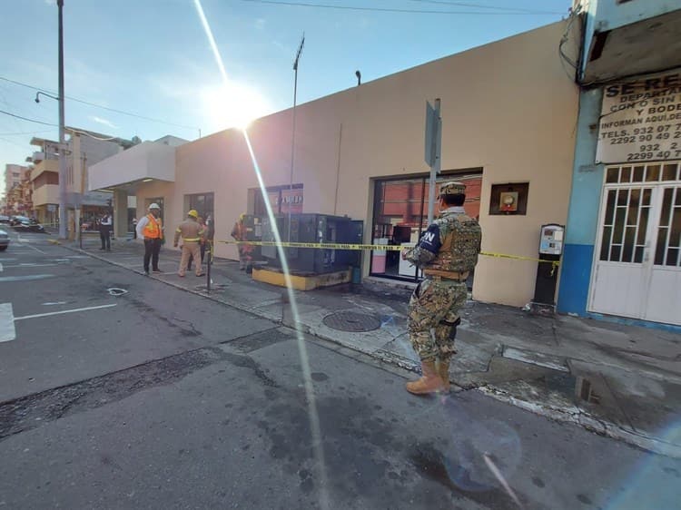 Sujetos vandalizan tienda departamental en el centro de Veracruz