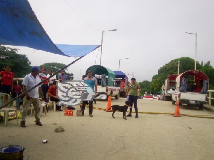 Lleva 5 días el bloqueo en el puente ‘La Amistad’; exigen obra