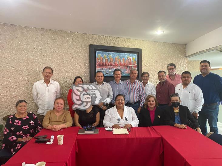 Claudio Velazco Martell es el nuevo presidente empresarial en Coatzacoalcos