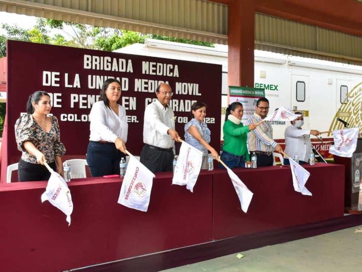 Gobierno de Coatzacoalcos y Pemex llevan a cabo Brigada Médica Móvil