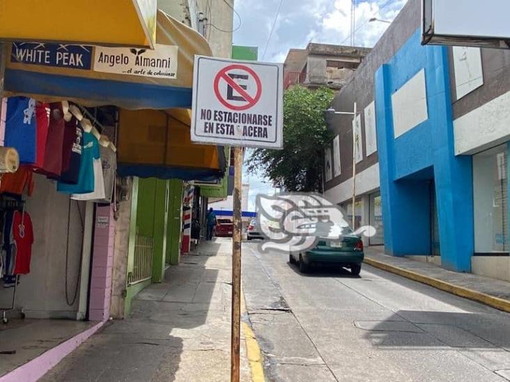 Piden menos señalamientos de “No Estacionarse” en el centro de Minatitlán (+Video)