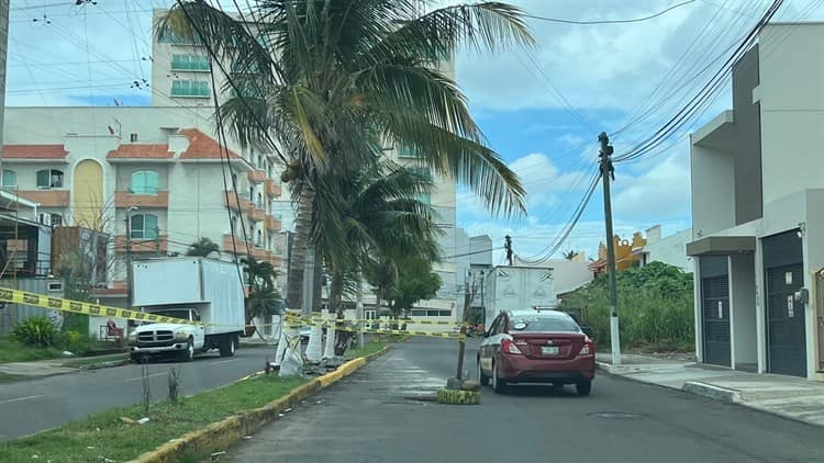 ¡En medio del carril! Vecinos alertan a conductores tras registro sin tapa