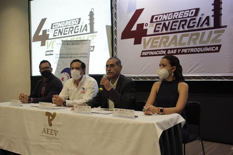 AEEV y ITSAV firman convenio para formación del alumno dentro del sector energético