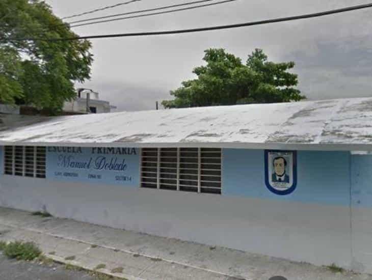 Por falta de luz, suspenden clases en primaria de Veracruz