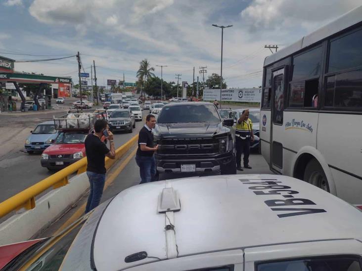 “Paponas” choca su camioneta nueva en Veracruz (+Video)