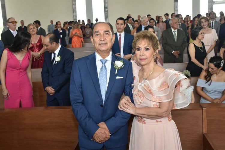 Gerardo Alaluf Villicaña y Montserrat Díaz Roesch unen sus vidas ante Dios