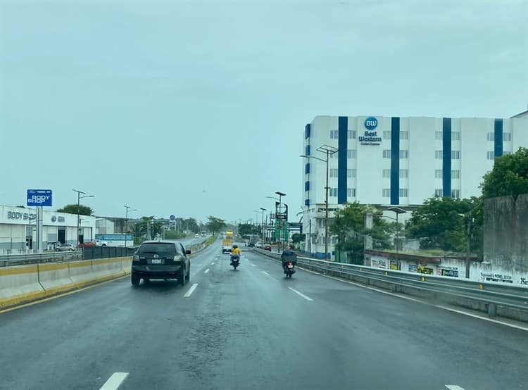 Falta de iluminación incita a la delincuencia y provoca accidentes en Veracruz