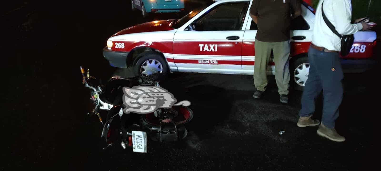 Motociclista Choca Contra Taxi En Avenida Chedraui Caram En Xalapa