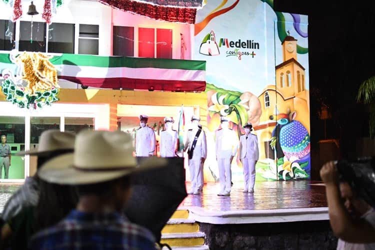 Marcos Isleño, alcalde de Medellín dio el Grito de la Independencia de México(Video)