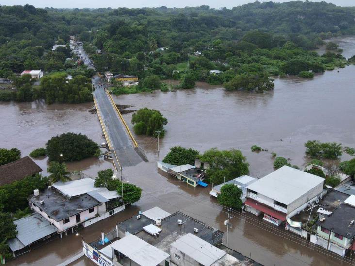 Desborde del río Cotaxtla causó afectaciones en cultivos
