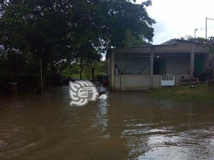 Lluvias inundan 350 viviendas e incomunican 36 poblados en el sur: SPC