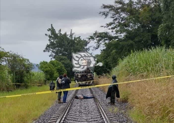 Hallan cuerpo en vías de Amatlán; un tren lo habría arrollado