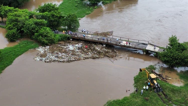 281 casas inundadas y 1,124 daminificados en Tlalixcoyan por lluvias en Veracruz