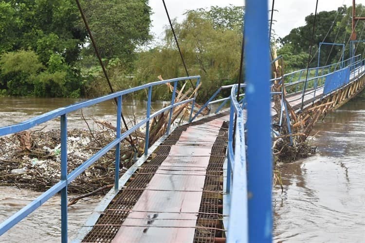 281 casas inundadas y 1,124 daminificados en Tlalixcoyan por lluvias en Veracruz