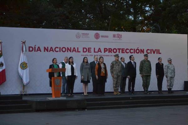 Gobierno de Veracruz presume combate a la corrupción en el Día de Protección Civil