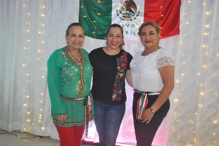 Grupo de Amigas Terrablanquenses de Veracruz organiza comida por Fiestas Patrias 2022