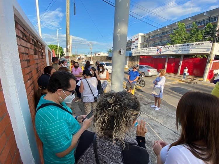 Padres firman petición tras derrumbarse techo de escuela en Veracruz (+Video)