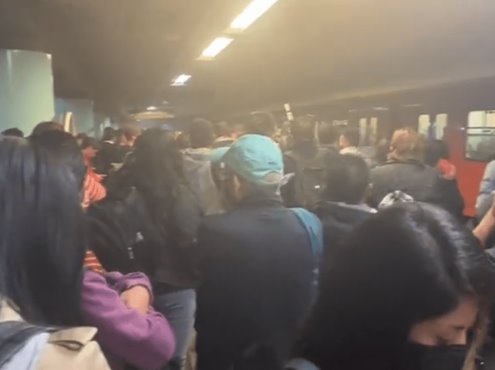 Video: Evacúan línea B del Metro de la Ciudad de México; reportan fallas técnicas