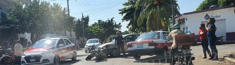 Automovilista atropella a obrero en Cardel