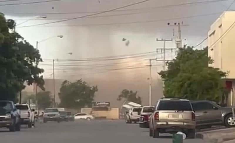 Tornado azotó a Guamuchil, Sinaloa y causa daños (Video)