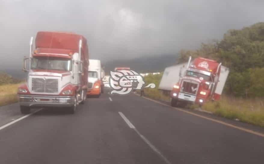 Este viernes, van al menos tres accidentes en la Puebla-Veracruz