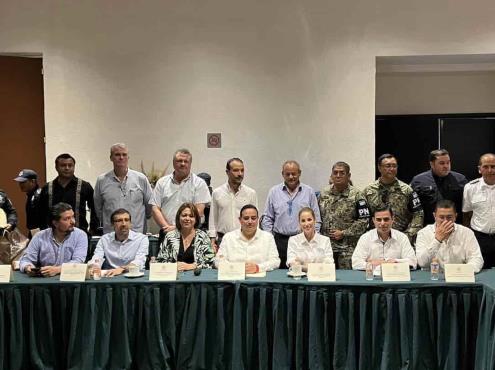 Participan empresarios y autoridades en mesa de seguridad en Boca del Río