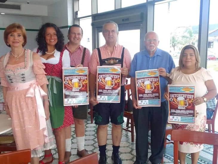 Integrantes del Deutscher Klub Veracruz invitan al Oktoberfest 2022
