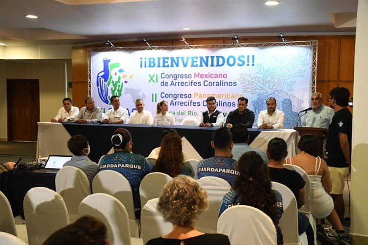 Realizan congreso sobre arrecifes de corales en Boca del Río (+Video)