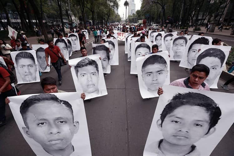 Renuncia fiscal del Caso Ayotzinapa