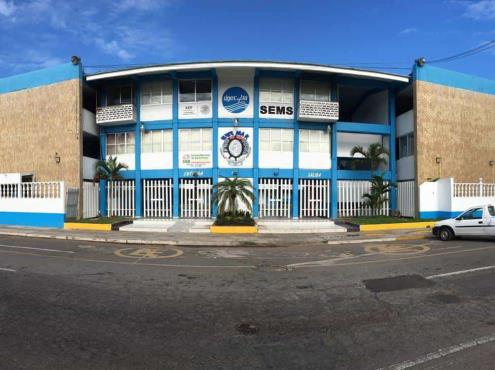 Video: Egresados del CETMAR son rechazados en Campeche por falta de certificados
