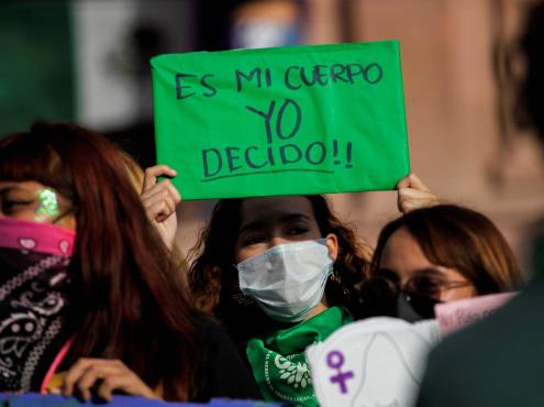 Hospitales de Veracruz deben prepararse para practicar abortos seguros: colectivos