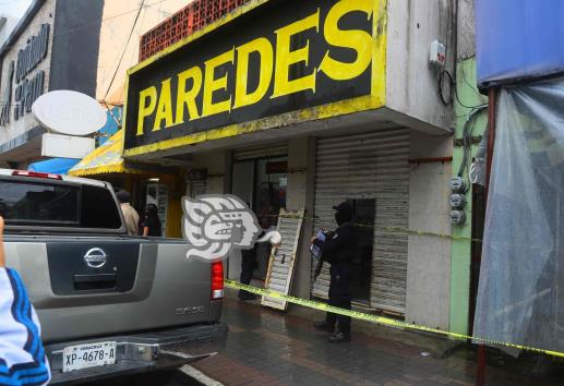 En violento atraco, asesinan a dueño de sastrería en Coatzacoalcos; (Video)