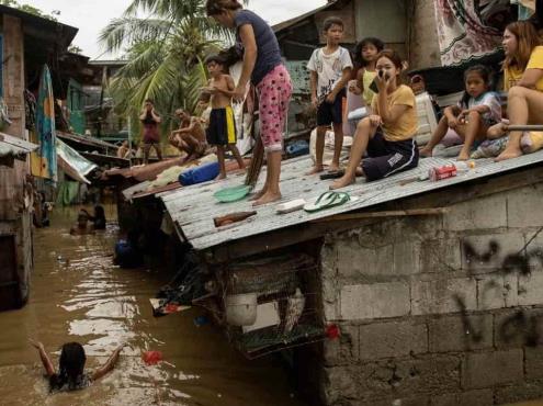 Ascienden a 10 los muertos por paso del tifón Noru por Filipinas