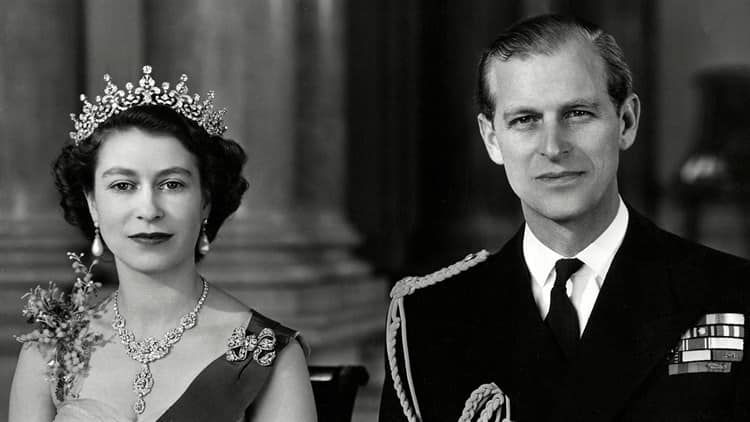 Revelan causa de muerte de la reina Isabel II