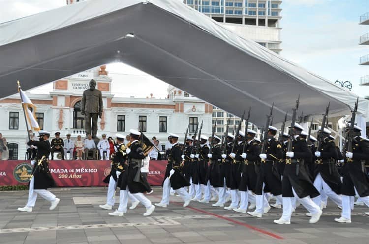 Invitan al desfile de la Armada de México en Veracruz