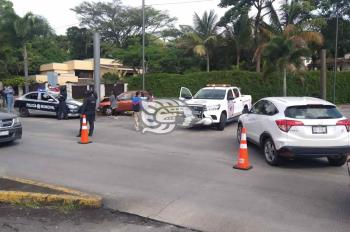 Fuerte accidente frente al arco de Shangri-La de Fortín