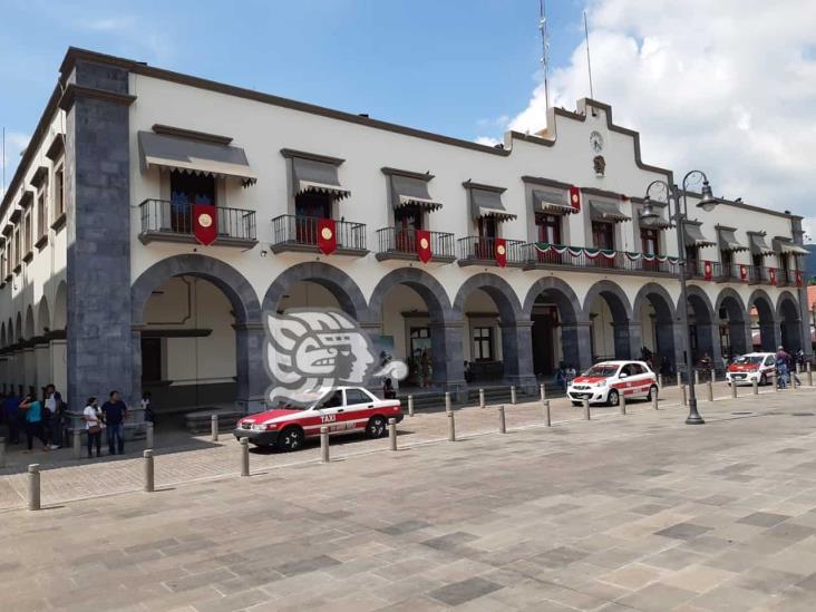 Desarman a policía municipal que disparó frente a palacio de San Andrés Tuxtla