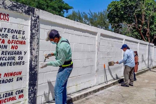 Embellece Ayuntamiento panteones con programa “Morada Digna”