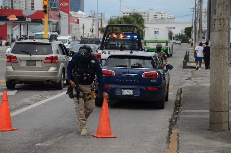 Detienen a sujetos por golpear a una persona en situación de calle en Veracruz