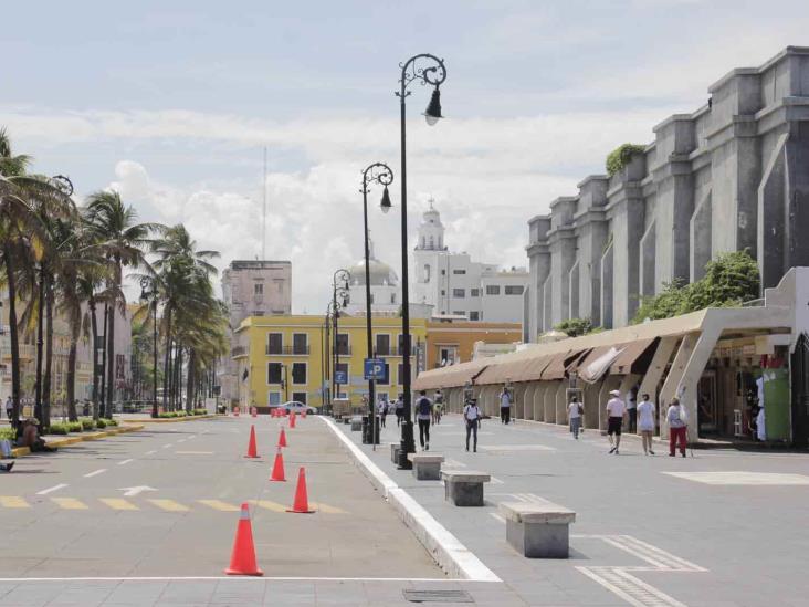 Por tercer día consecutivo, ambulantes no pueden ingresar al Malecón de Veracruz
