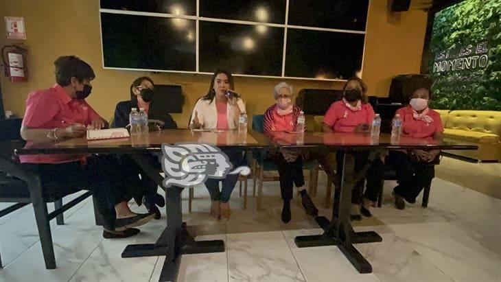 Darán prótesis artesanales a mujeres que vencieron al cáncer de mama en Poza Rica