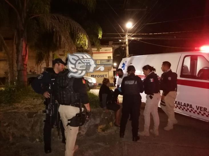 Mujer es hallada en camino de Xalapa; habría sido raptada